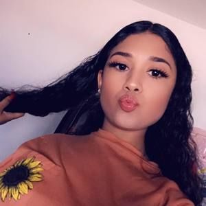 Meet your Posher, Maritza